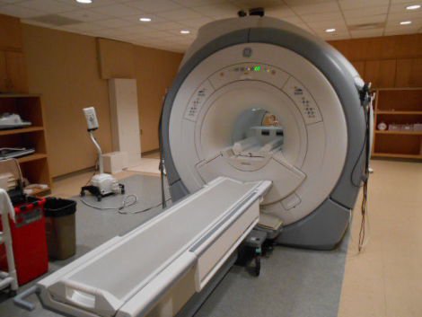 GE SIGNA VIBRANT 1.5T https://medikaequipment.com/product/ge-signa-vibrant-1-5t/