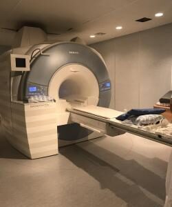 SIEMENS MAGNETOM TRIO 3.0T